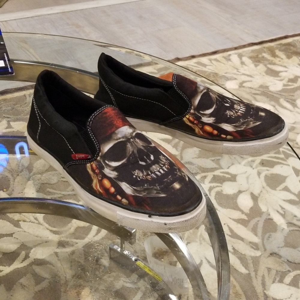 Size 8 skull loafers by Today